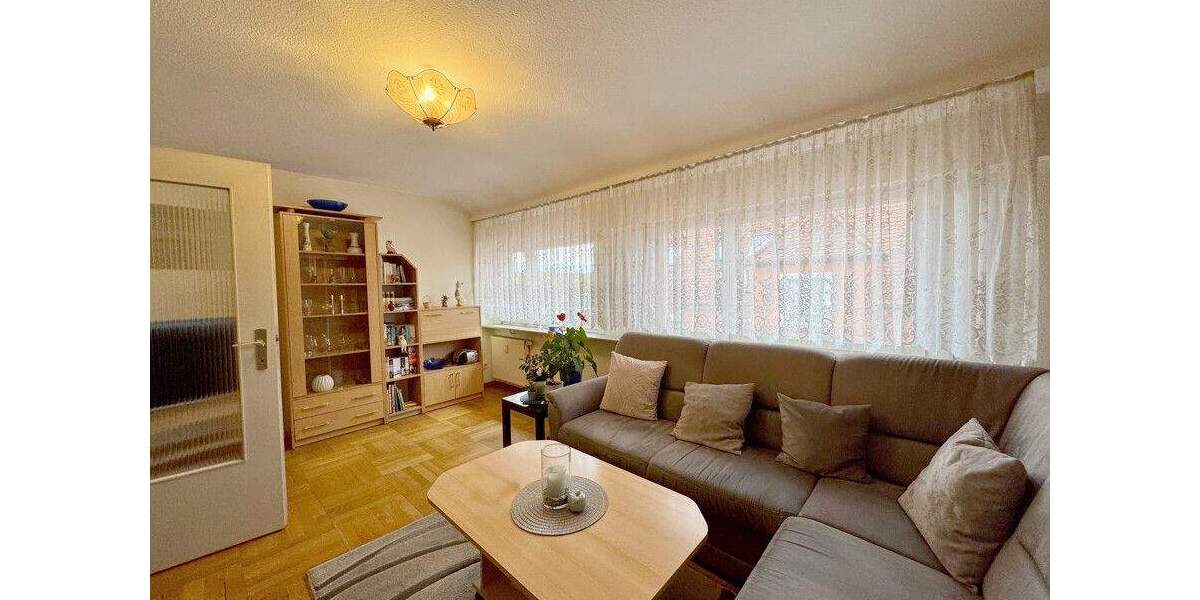 Mehrfamilienhaus, Wohnhaus Remseck am Neckar / Aldingen am Neckar Aldingen - 9 Zimmer, 225 m&sup2;, 778.000&euro; | Angebot:25695921