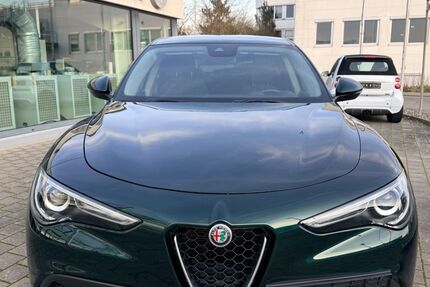 Alfa Romeo Stelvio 123.500 km 16.980 &euro; Pleidelsheim 74385