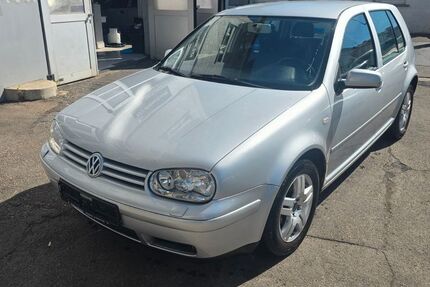 VW Golf 187.000 km 3.200 &euro; Möglingen 71696
