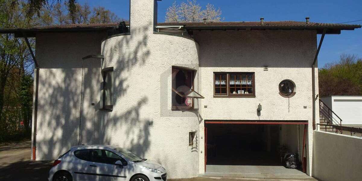 Einfamilienhaus Kirchheim unter Teck - 10 Zimmer, 385 m&sup2;, 890.000&euro; | Angebot:26074223