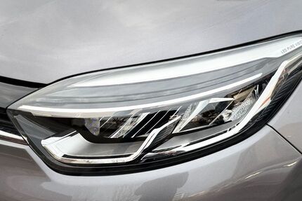 Renault Captur 67.044 km 12.499 &euro; Fellbach bei Stuttgart 70736