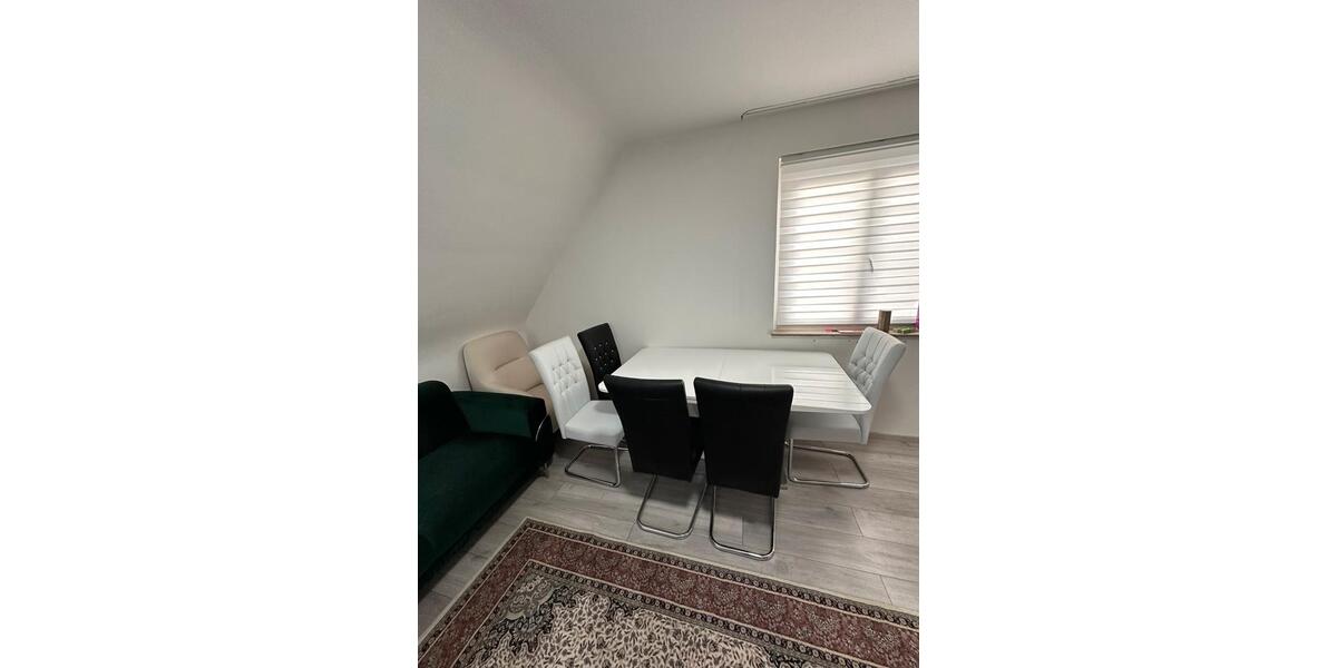 Dachgeschoßwohnung Stuttgart Stuttgart-West - 1.5 Zimmer, 1 m&sup2;, 566&euro; | Angebot:25342588