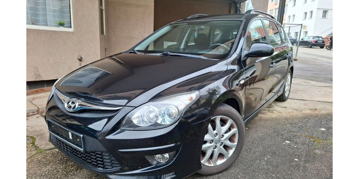 Hyundai i30 132.000 km 4.200 &euro; Stuttgart 70195
