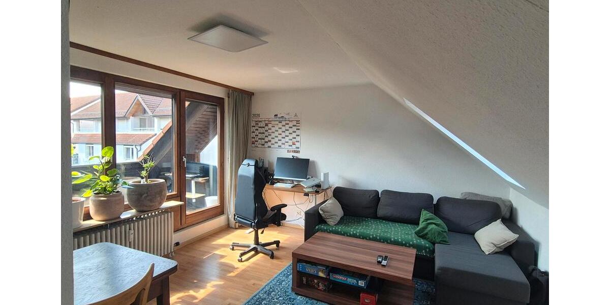 Dachgeschoßwohnung Stuttgart Zuffenhausen - 1.5 Zimmer, 43 m&sup2;, 1.000&euro; | Angebot:26679215