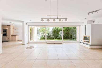 Haus Waldenbuch - 7.5 Zimmer, 227 m&sup2;, 848.500&euro; | Angebot:25861064