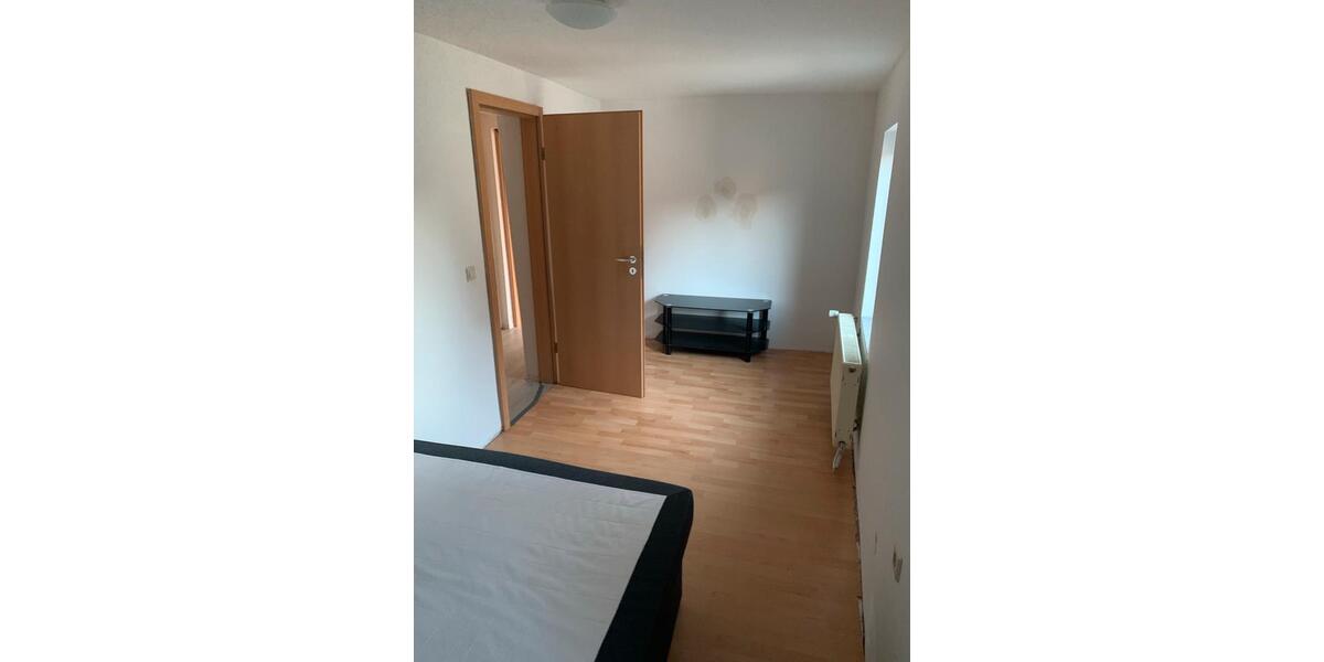 Etagenwohnung Pleidelsheim - 6 Zimmer, 110 m&sup2;, 1.690&euro; | Angebot:24839462