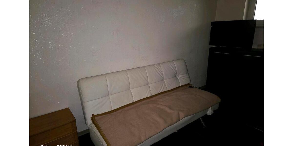 Etagenwohnung Backnang - 1 Zimmer, 45 m&sup2;, 550&euro; | Angebot:25120857