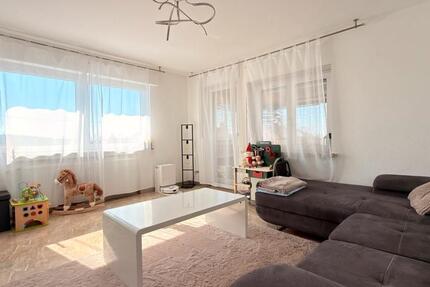 Wohnung Esslingen am Neckar Oberesslingen - 3.5 Zimmer, 82 m&sup2;, 299.000&euro; | Angebot:26042498