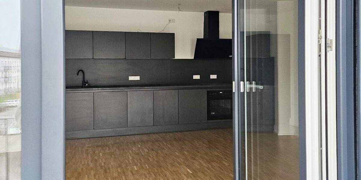 Etagenwohnung Stuttgart Untertürkheim - 3 Zimmer, 84 m&sup2;, 1.390&euro; | Angebot:25665160