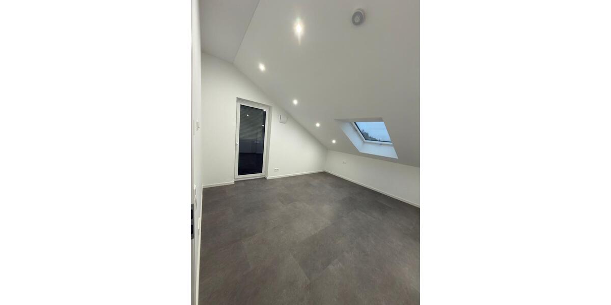 Dachgeschoßwohnung Beilstein - 4.5 Zimmer, 125 m&sup2;, 1.300&euro; | Angebot:25062017