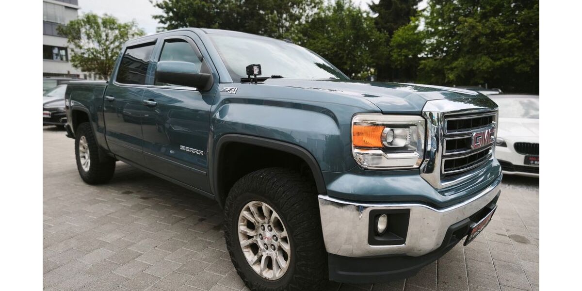 GMC Sierra 217.903 km 14.999 &euro; Fellbach 70736
