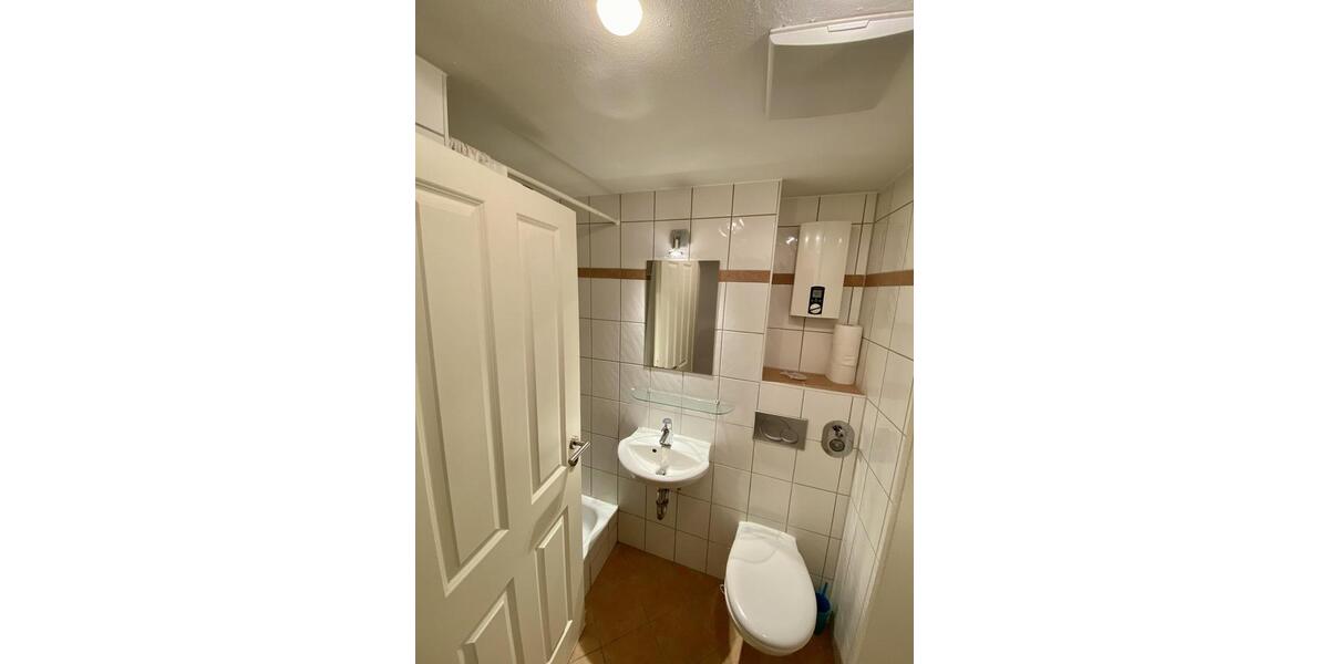 Etagenwohnung Stuttgart Stuttgart-Süd - 2 Zimmer, 40 m&sup2;, 895&euro; | Angebot:25174232