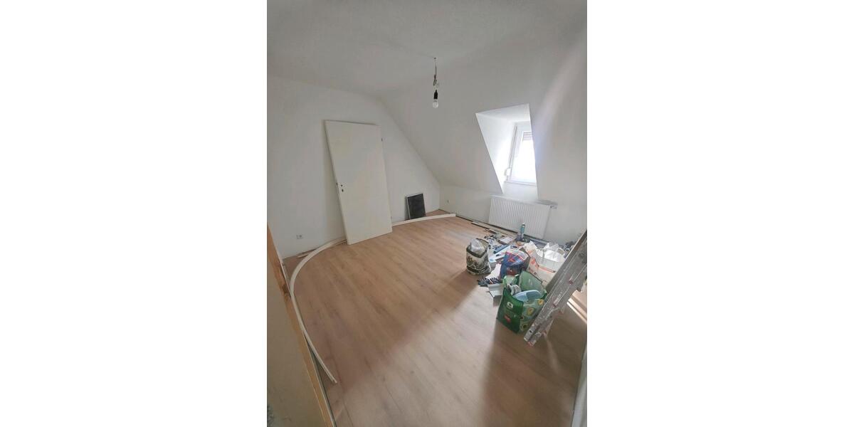 Maisonettenwohnung Ludwigsburg - 4 Zimmer, 120 m&sup2;, 1.700&euro; | Angebot:25920948