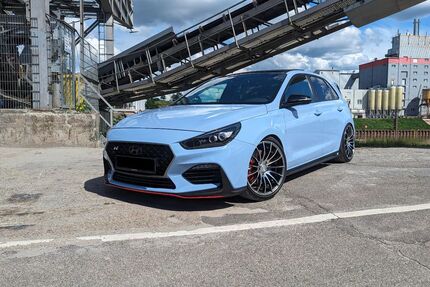 Hyundai i30 83.000 km 21.000 &euro; Löwenstein 74245