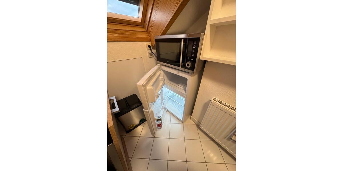 Dachgeschoßwohnung Plochingen - 2 Zimmer, 35 m&sup2;, 550&euro; | Angebot:26039064