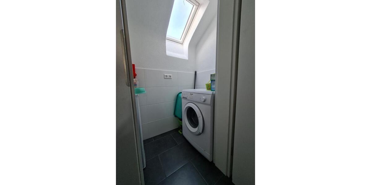 Dachgeschoßwohnung Ditzingen - 3 Zimmer, 87 m&sup2;, 1.150&euro; | Angebot:25312617