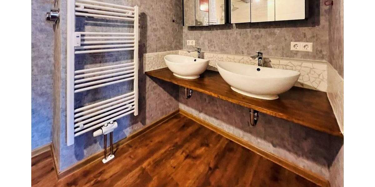 Etagenwohnung Leonberg Eltingen - 3 Zimmer, 87 m&sup2;, 249.000&euro; | Angebot:25749258