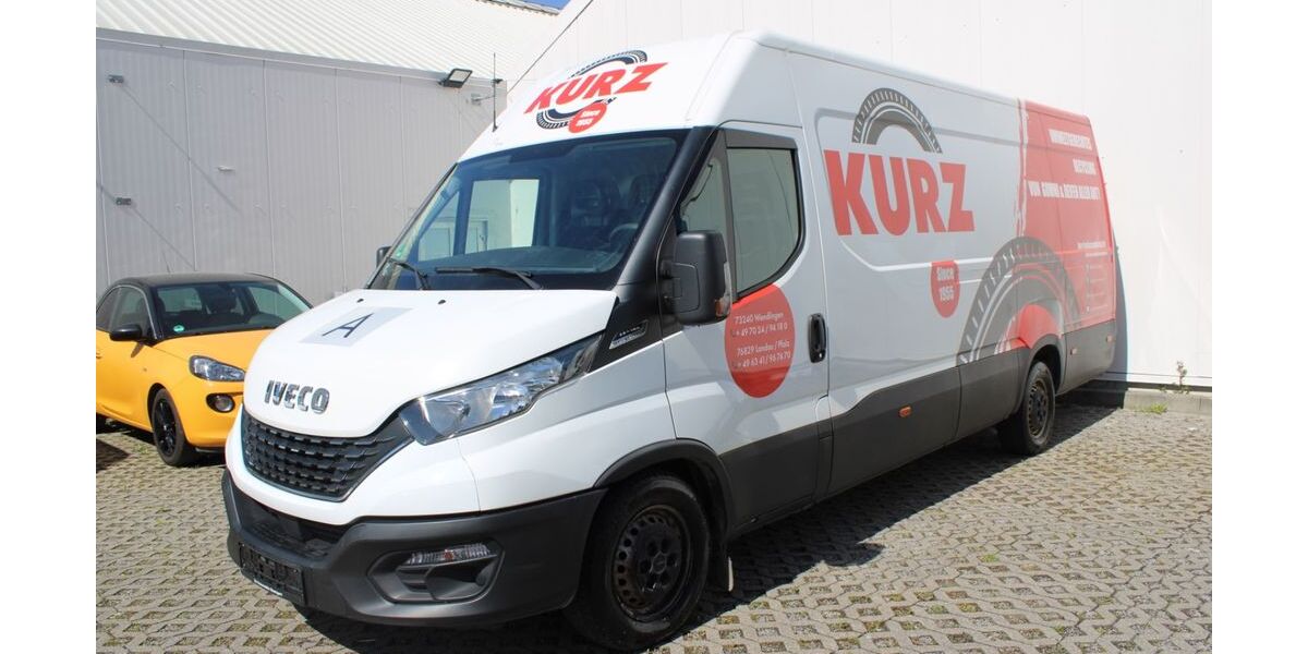 IVECO Andere 274.000 km 12.999 &euro; Korntal Münchingen 70825