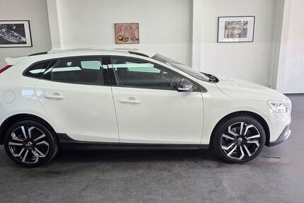 Volvo V40 Cross Country 180.000 km 8.490 &euro; Asperg/Ludwigsburg bei Stuttgart 71679