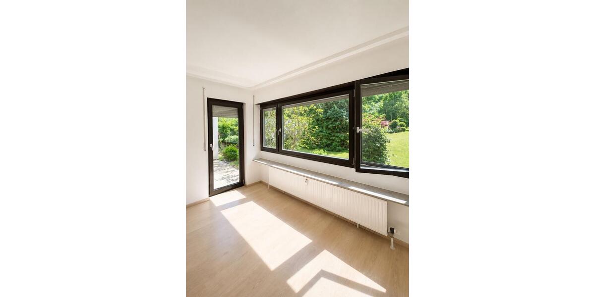 Erdgeschoßwohnung Esslingen am Neckar Brühl - 2.5 Zimmer, 65 m&sup2;, 900&euro; | Angebot:26612879