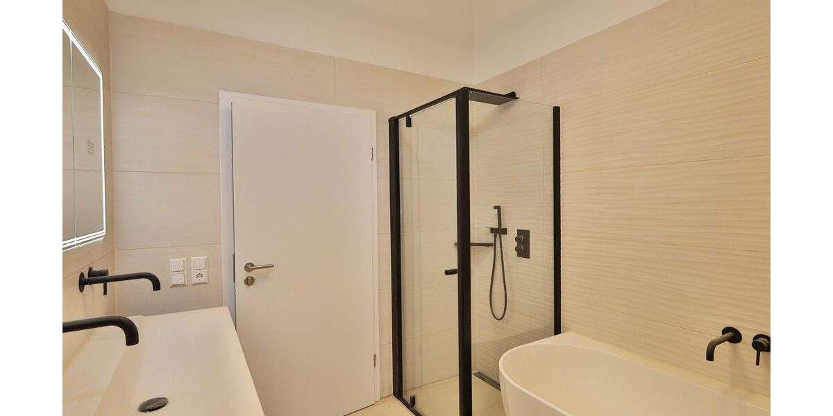 Doppelhaushälfte Leonberg - 5 Zimmer, 175 m&sup2;, 2.740&euro; | Angebot:25682125