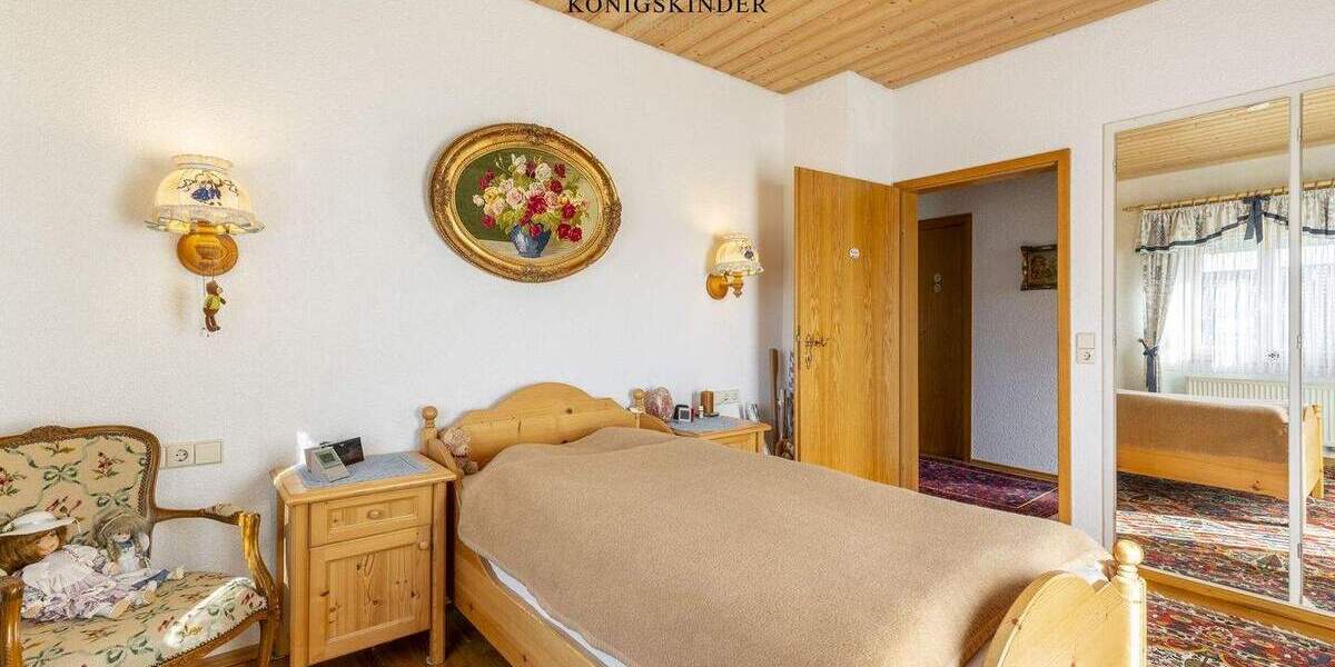 Einfamilienhaus Nürtingen - 6 Zimmer, 119 m&sup2;, 790.000&euro; | Angebot:25677656