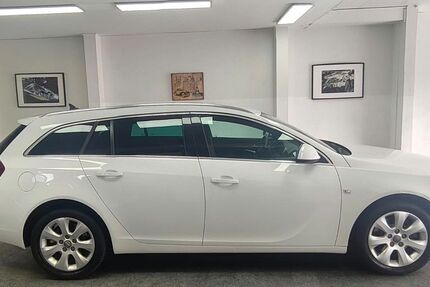 Opel Insignia 105.000 km 7.990 &euro; Asperg/Ludwigsburg bei Stuttgart 71679