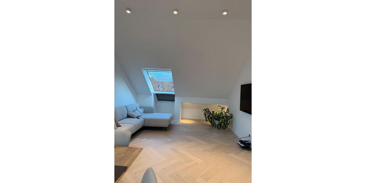 Dachgeschoßwohnung Aspach - 3.5 Zimmer, 83 m&sup2;, 1.200&euro; | Angebot:26660144