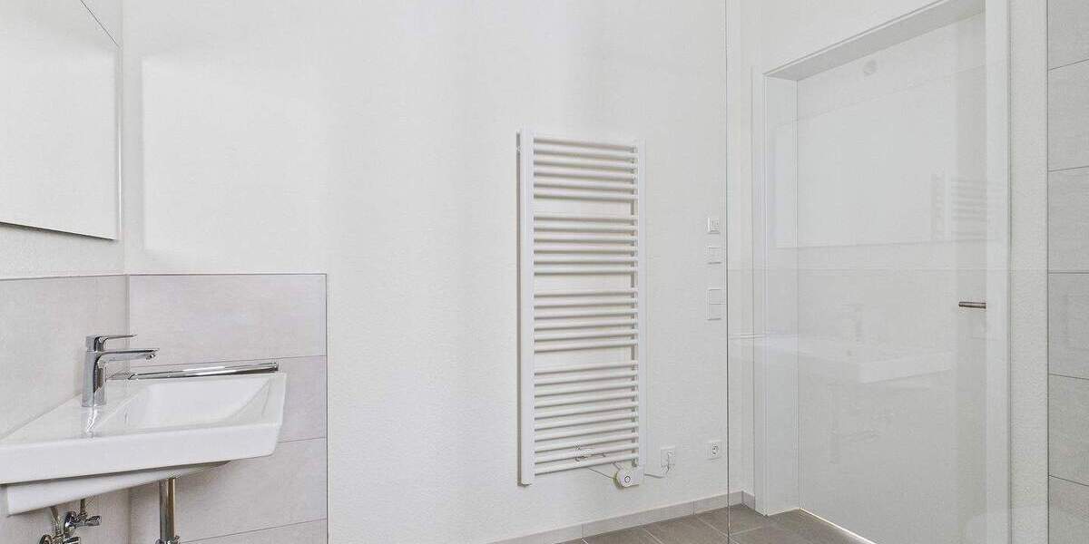 Etagenwohnung Sindelfingen Ost - 2 Zimmer, 64 m&sup2;, 1.230&euro; | Angebot:25667995