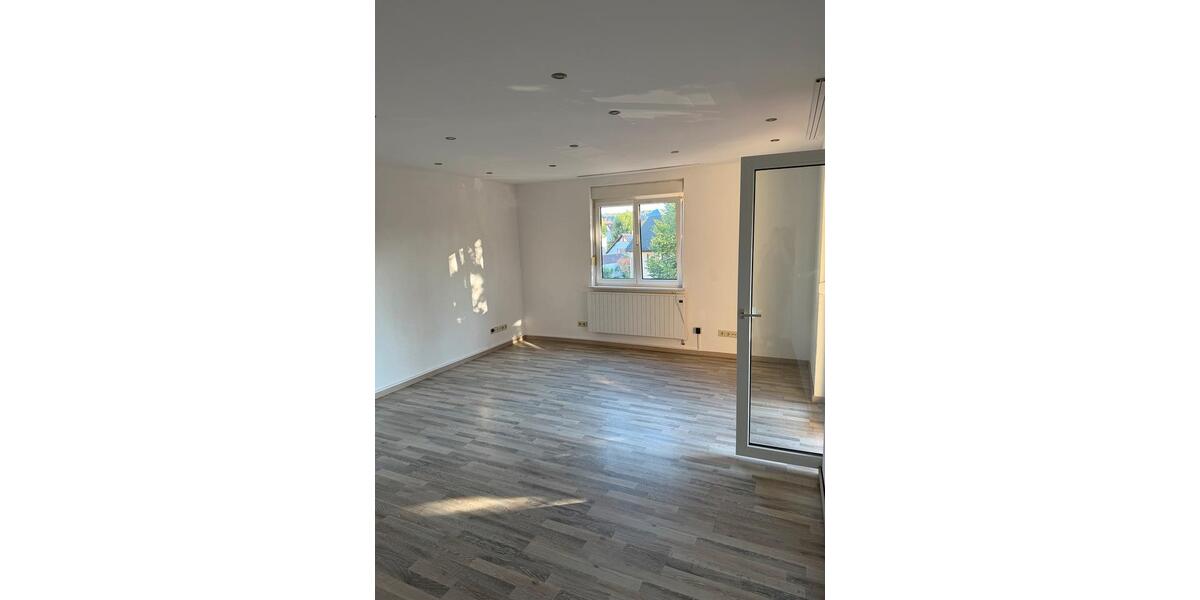 Etagenwohnung Renningen - 3 Zimmer, 75 m&sup2;, 1.200&euro; | Angebot:27605975