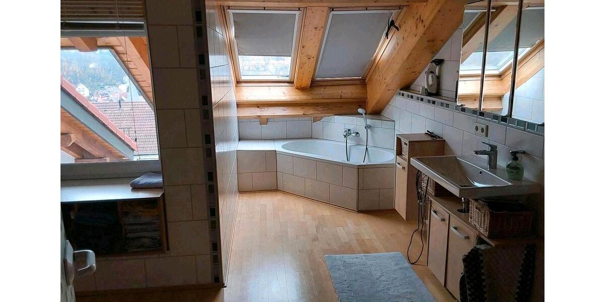 Maisonettenwohnung Weissach - 5 Zimmer, 140 m&sup2;, 599.000&euro; | Angebot:26972572