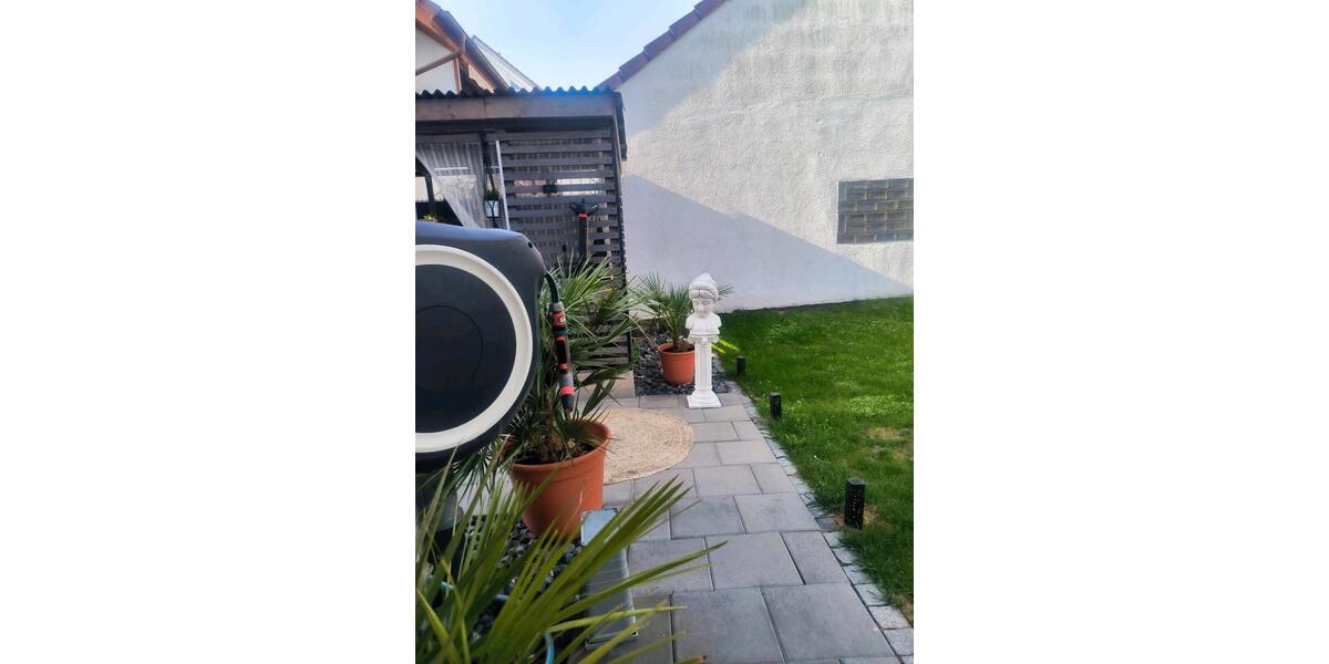 Erdgeschoßwohnung Sachsenheim - 4.5 Zimmer, 88 m&sup2;, 425.000&euro; | Angebot:25561101