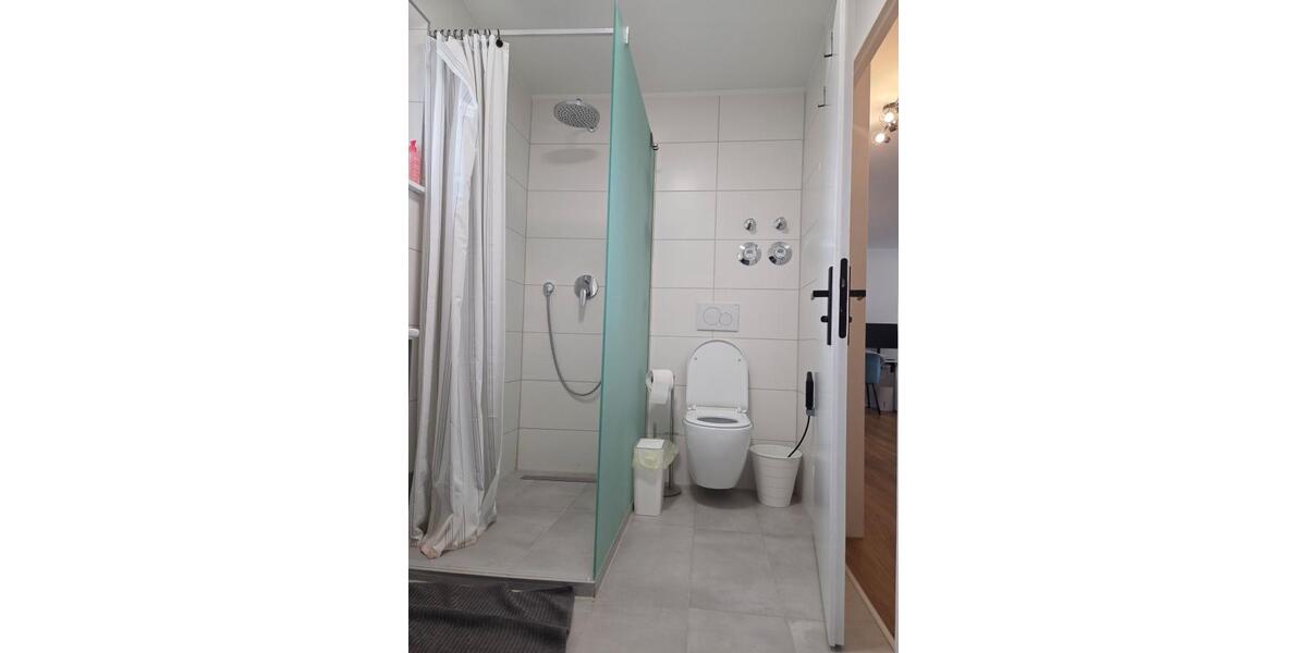 Provisionsfrei* Helle kernsanierte 2-Zimmer-Wohnung, Westbalkon, EBK, ruhige Lage - 2- Altbach | Angebot:26498459