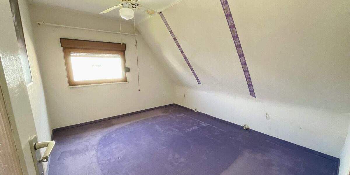 Doppelhaushälfte Stuttgart Luginsland - 5 Zimmer, 110 m&sup2;, 400.000&euro; | Angebot:25679818