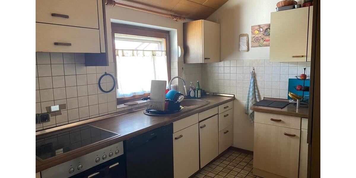 Dachgeschoßwohnung Ditzingen - 3.5 Zimmer, 103 m&sup2;, 1.100&euro; | Angebot:26654945