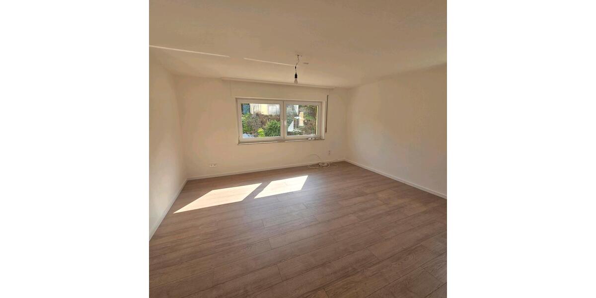 Dachgeschoßwohnung Deizisau - 3 Zimmer, 60 m&sup2;, 840&euro; | Angebot:26680584