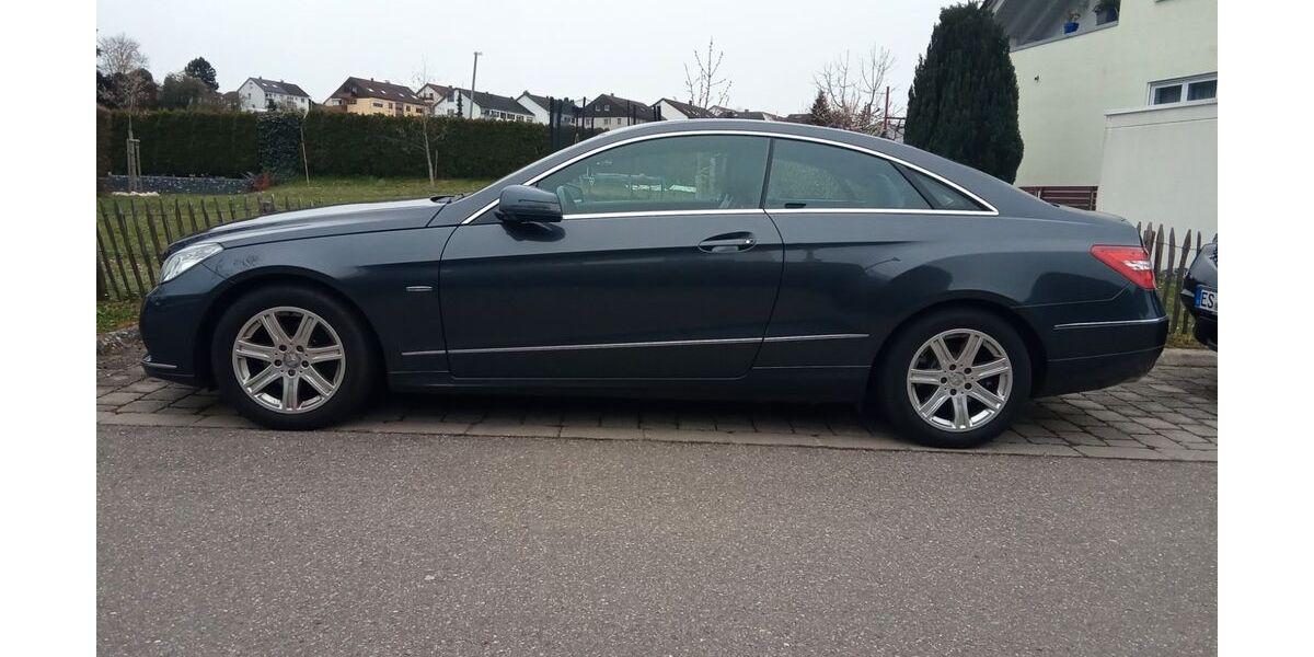 Mercedes-Benz E 220 126.000 km 13.800 &euro; Neckartenzlingen 72654