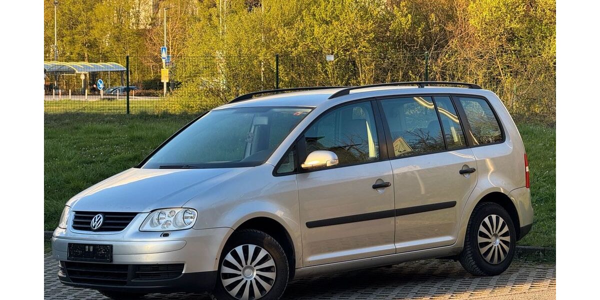 VW Touran 250.000 km 2.200 &euro; Murr 71711