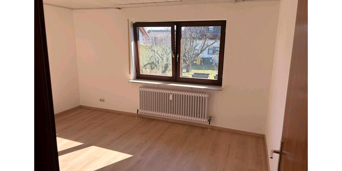 Erdgeschoßwohnung Alfdorf - 5 Zimmer, 98 m&sup2;, 1.350&euro; | Angebot:25367786
