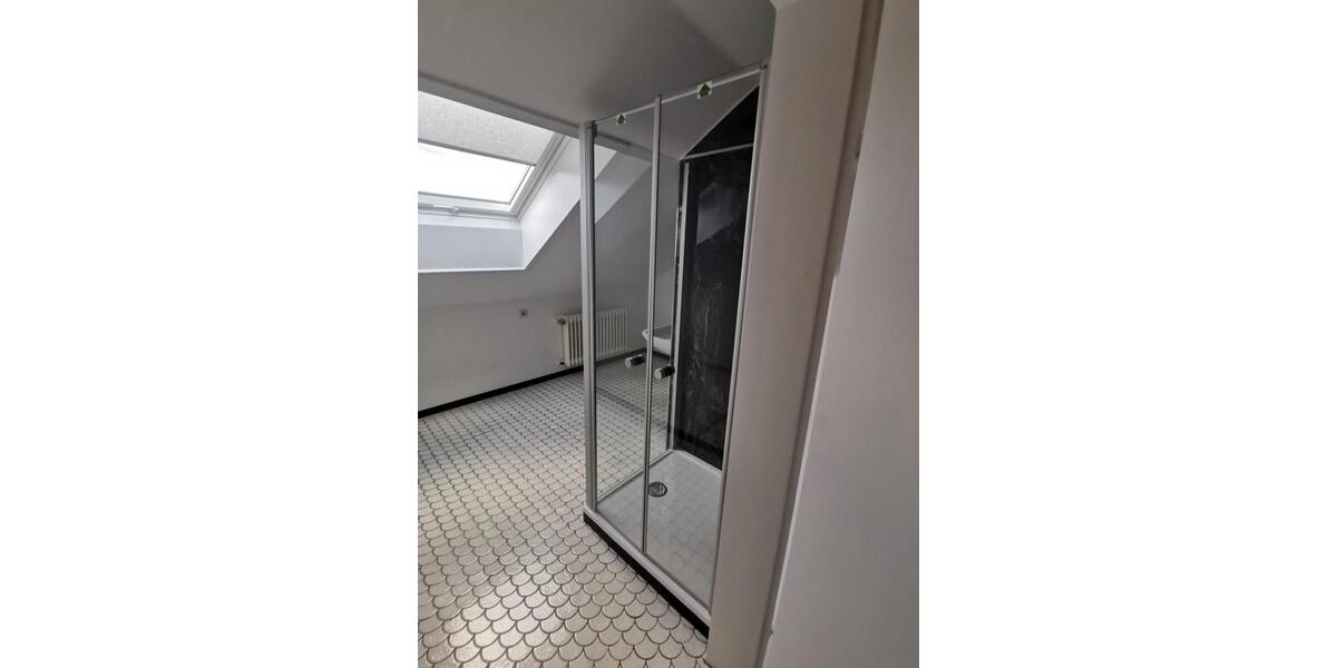 Dachgeschoßwohnung Rechberghausen - 2 Zimmer, 70 m&sup2;, 650&euro; | Angebot:26023519