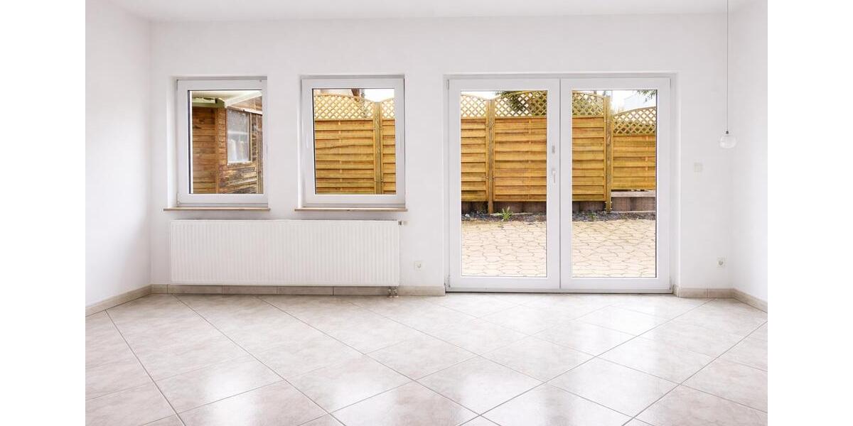 Doppelhaushälfte Bönnigheim - 4 Zimmer, 116 m&sup2;, 1.500&euro; | Angebot:25894769