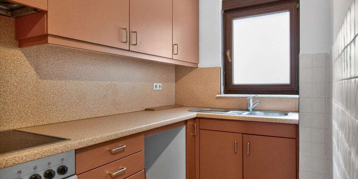 Mehrfamilienhaus in Stuttgart-Zuffenhausen - Mehrfamilienhaus, Wohnhaus Stuttgart Zuffenhausen | Angebot:25201617