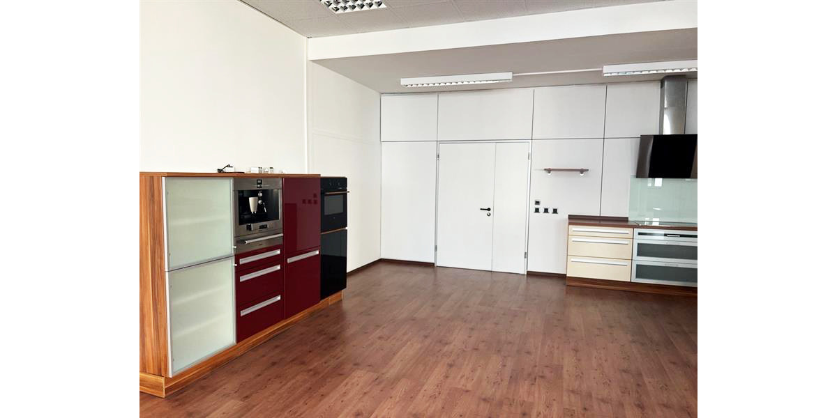 Gewerbeobjekt Stuttgart Möhringen - 10.000&euro; | Angebot:25782175