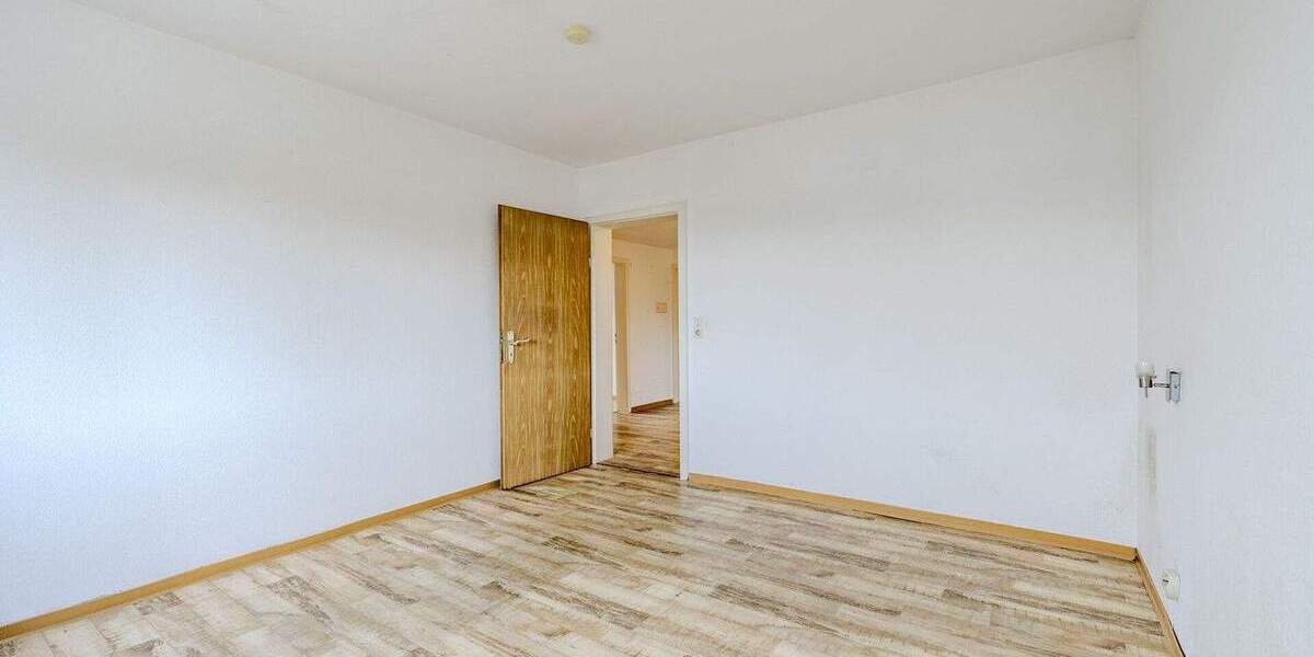 Mehrfamilienhaus, Wohnhaus Sindelfingen / Maichingen Maichingen - 8 Zimmer, 145 m&sup2;, 629.000&euro; | Angebot:25746135