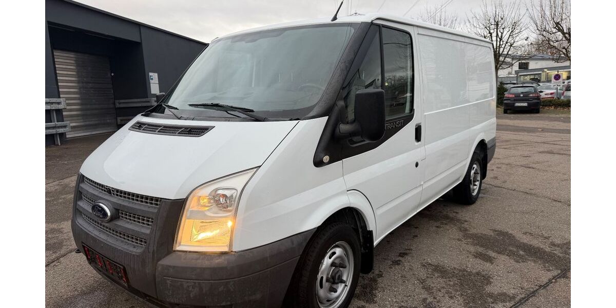 Ford Transit 136.000 km 6.990 &euro; Asperg 71679