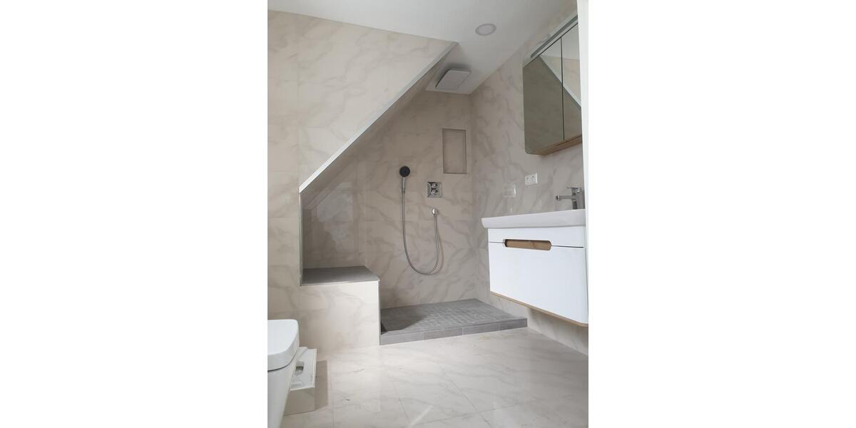 Doppelhaushälfte Markgröningen - 5 Zimmer, 125 m&sup2;, 1.850&euro; | Angebot:20377425