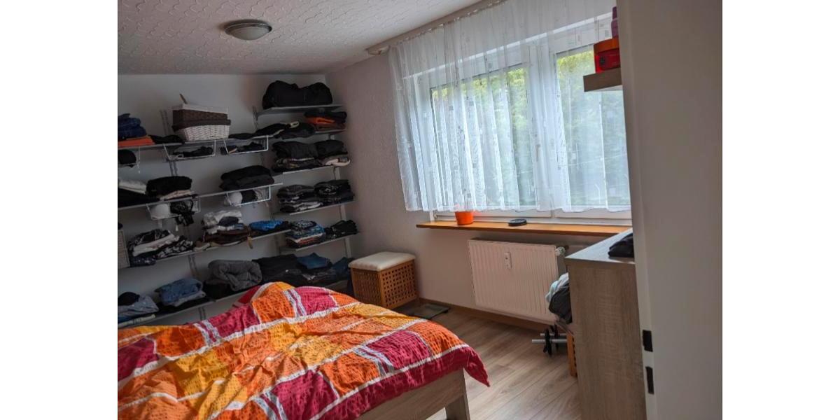 Etagenwohnung Stuttgart Luginsland - 3 Zimmer, 67 m&sup2;, 235.000&euro; | Angebot:25397752