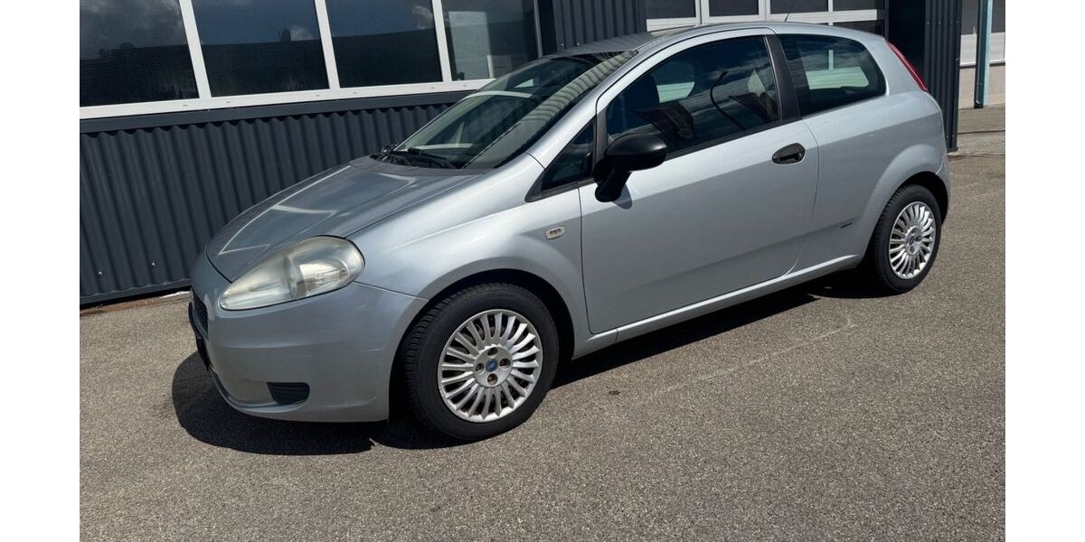 Fiat Grande Punto 93.000 km 2.690 &euro; Asperg / Stuttgart 71679