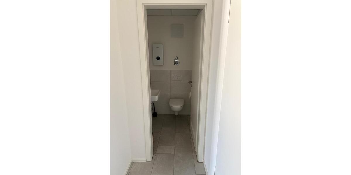 Dachgeschoßwohnung Denkendorf - 2 Zimmer, 77 m&sup2;, 1.490&euro; | Angebot:27603321