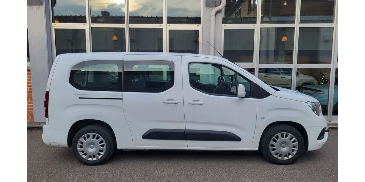 Opel Combo Life 87.700 km 13.590 &euro; Stuttgart 70372